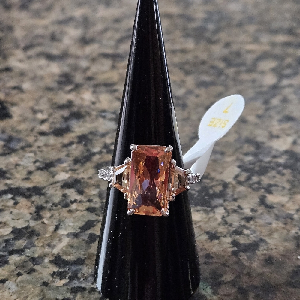 Bomb Party RG34777 "Sparkling Reflections" Smokey Topaz Cubic Zirconia Sz 7